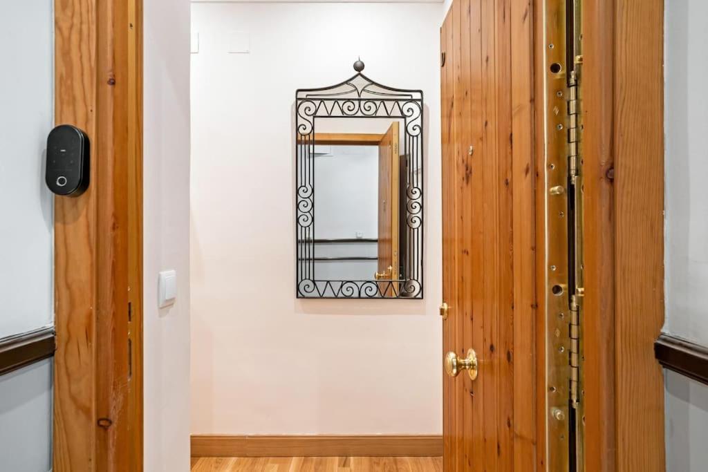 Spacious Modern Flat In The Centre Of - Infantas